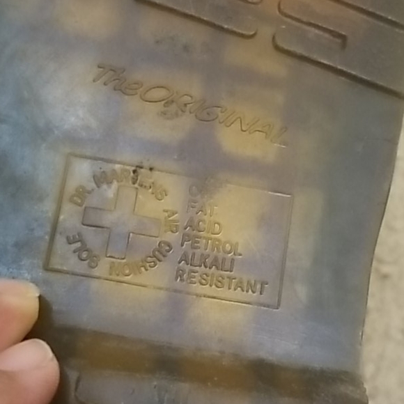 Dr. Martens The Original Unisex Oxfords - Picture 8 of 16